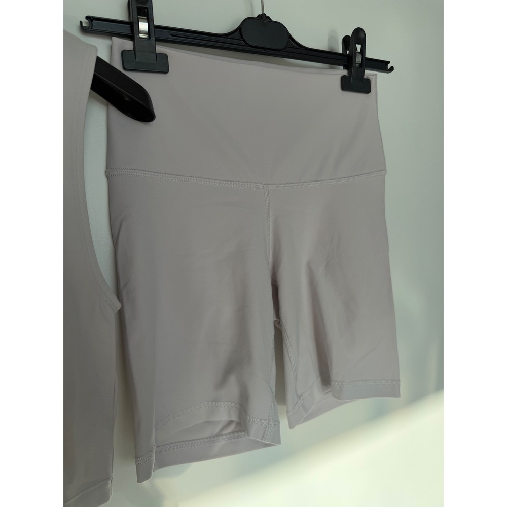 Aritzia TnAction Butter 7" Shorts & Crop Tank Set Pink Size S - Picture 4 of 10